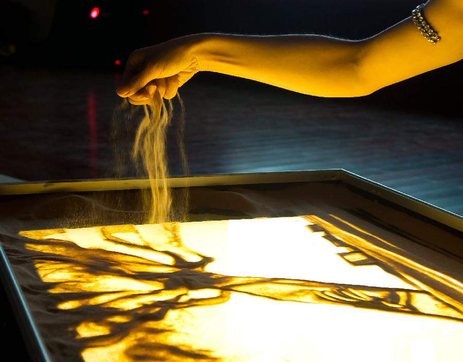 東莞沙畫表演，沙畫是一種什么樣的體驗